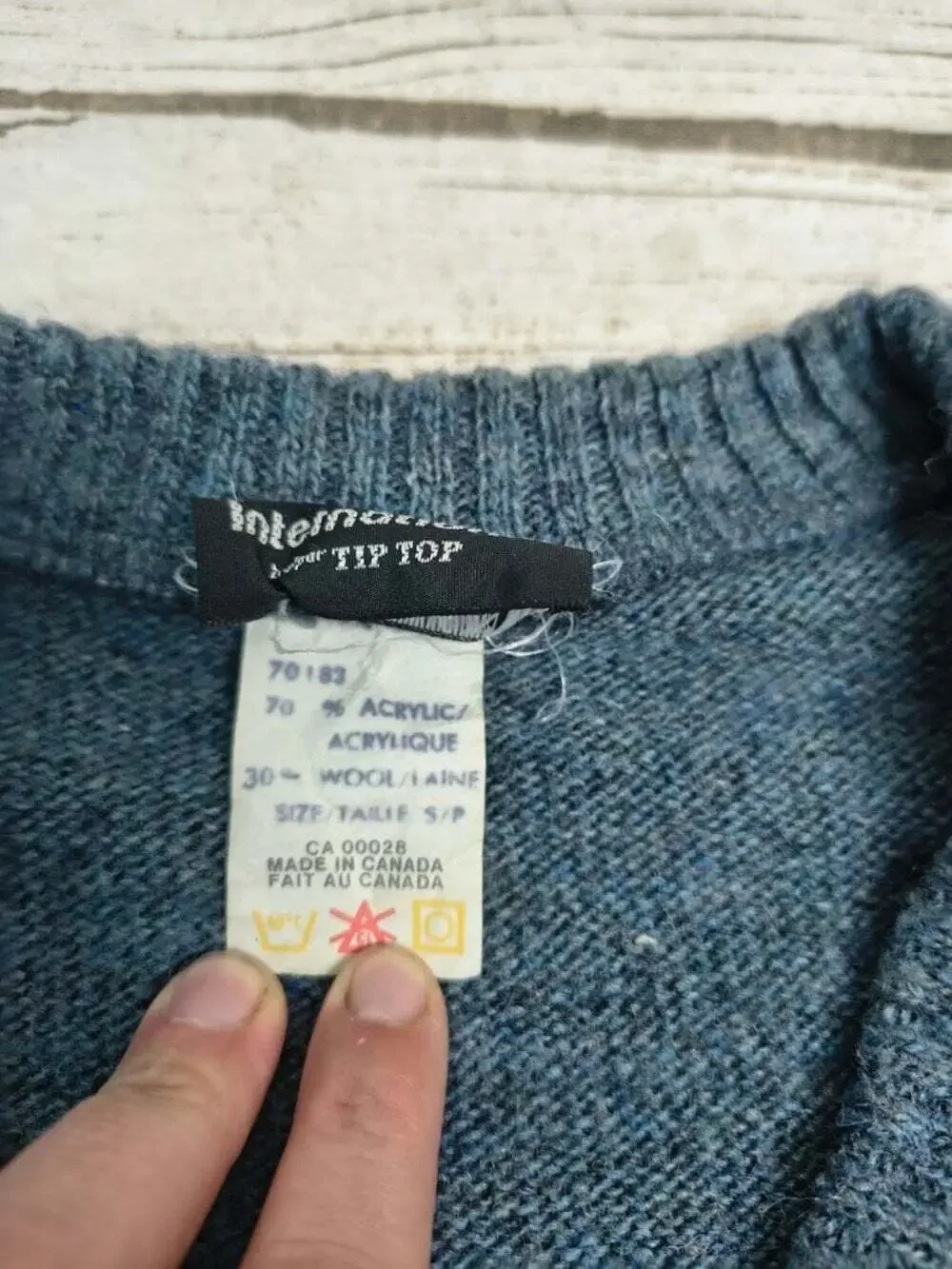 Club International Fair Isle Wool Blend Lightweight Sweater Size Small